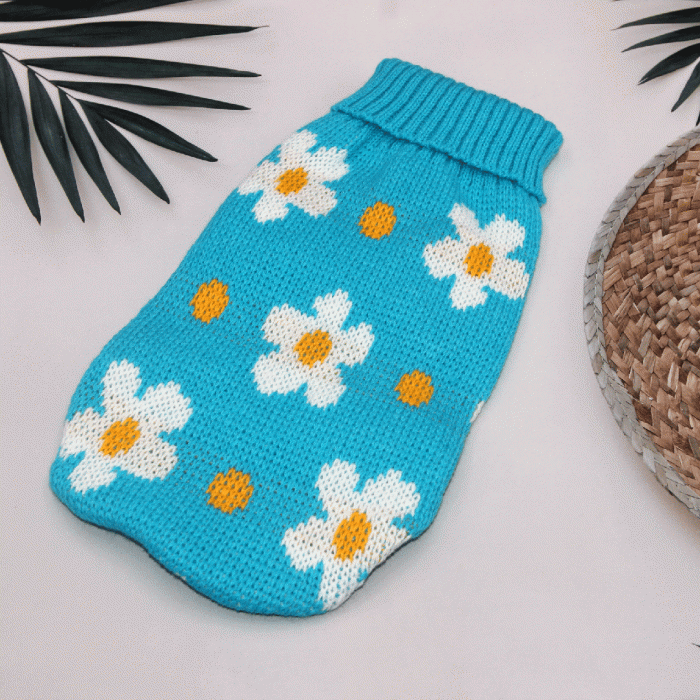 Теплий зимовий в'язаний акриловий светр для котів та кішок "Блакитна квітка", розмір XS